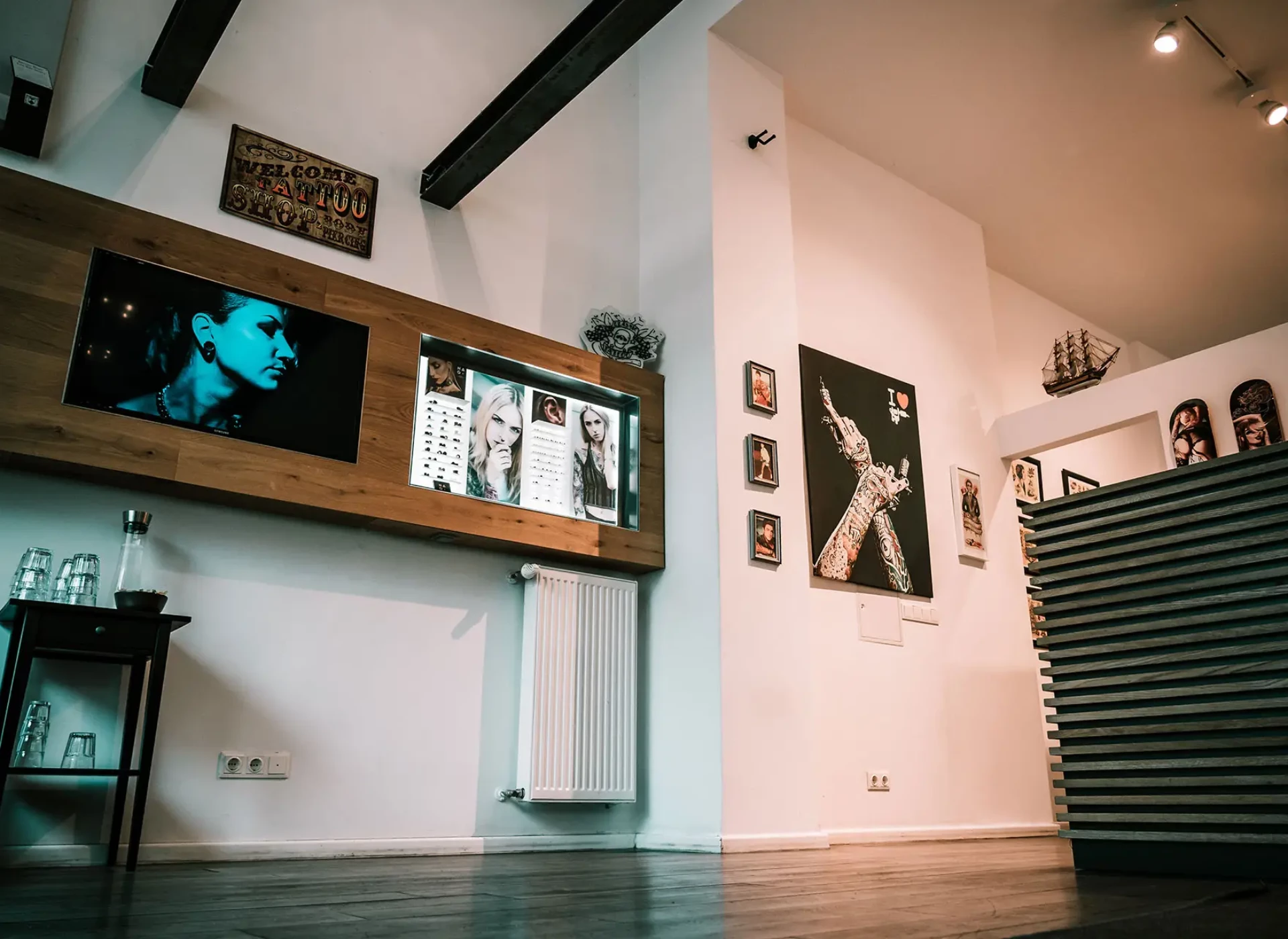 Classic Tattoo: Tattoos, Piercings und Zahnschmuck in Berlin und Brandenburg